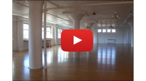 Loft lumineux du Cooper sur le Plateau Mont‑Royal avec grande fenestration et design industriel moderne